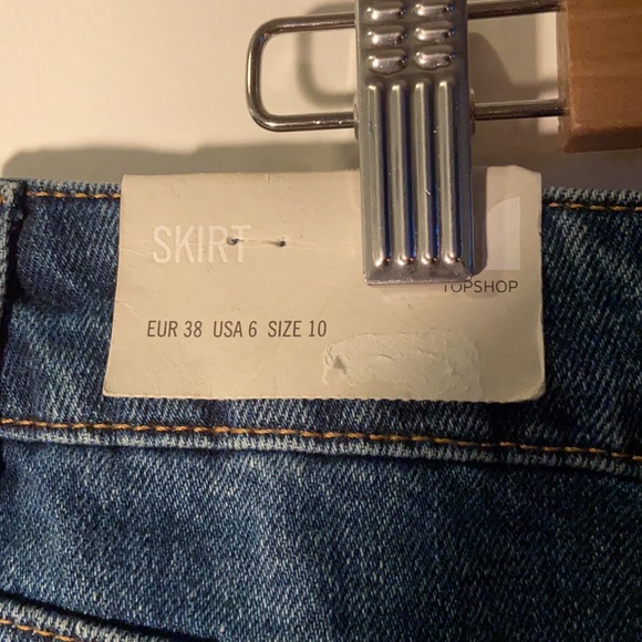 TOPSHOP Studded Denim Mini Skirt - Picture 5 of 6